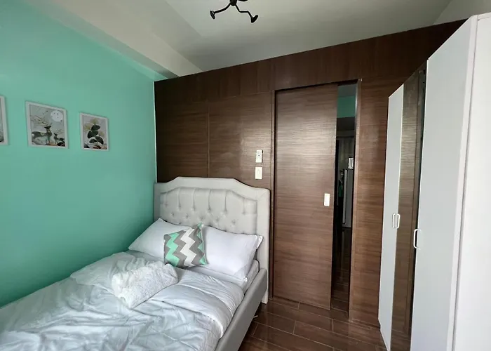 Appartement Cozy In Makati / With Mall, Restaurants, Groceries, Pool, Netflix, Disney+ And Manille
