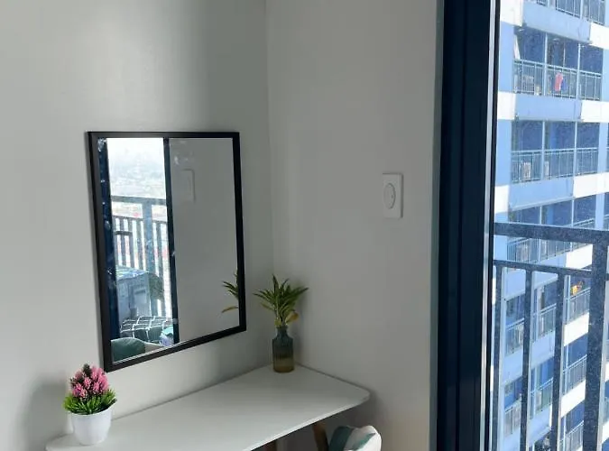 Appartement Cozy In Makati / With Mall, Restaurants, Groceries, Pool, Netflix, Disney+ And Manille