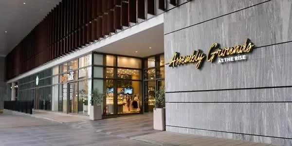 Appartement Cozy In Makati / With Mall, Restaurants, Groceries, Pool, Netflix, Disney+ And