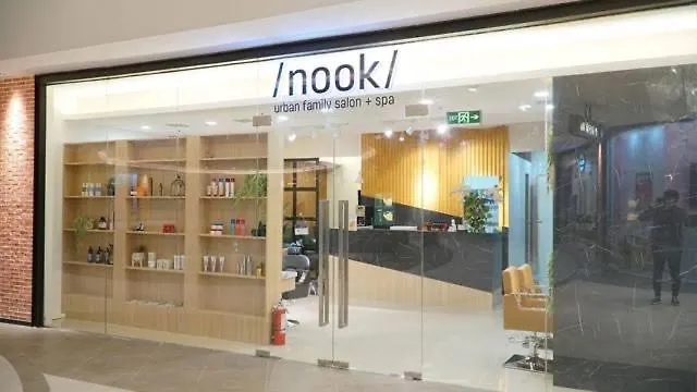 Cozy In Makati / With Mall, Restaurants, Groceries, Pool, Netflix, Disney+ And Appartement *